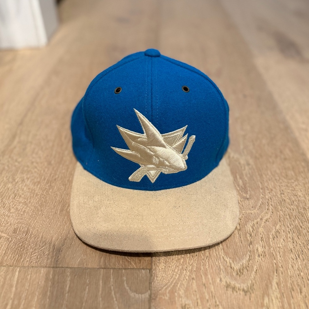 Mitchell & Ness San Jose Sharks Adjustable Hat